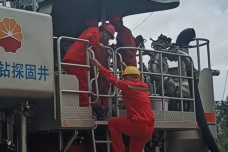 �ϸ�ܿع̾�ʩ��