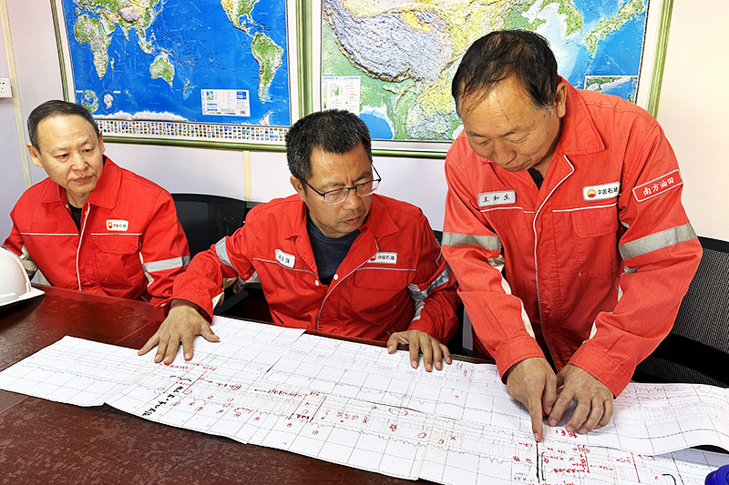 �����ز�